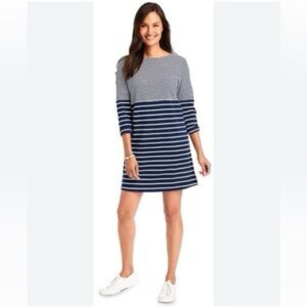 Vineyard Vines Blue and White Raglan Sleeve Dress